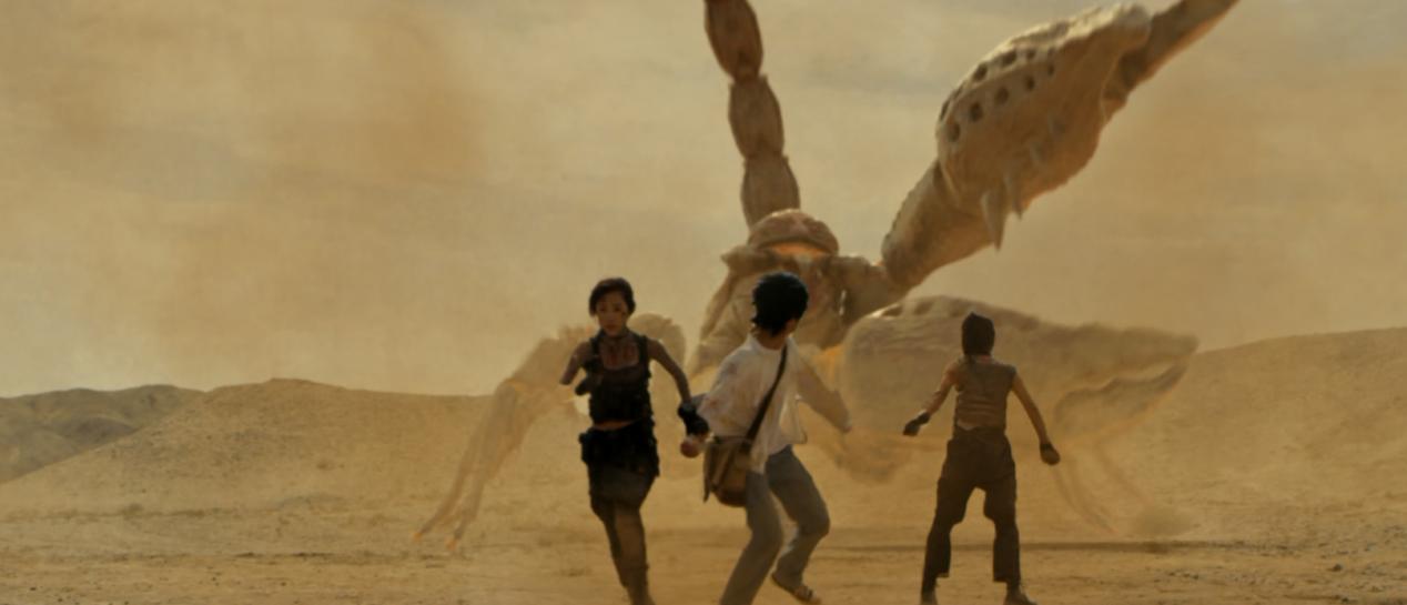 勇闯无人区拍摄“变异狂蝎”，导演亲身揭秘幕后“绝色秘闻”