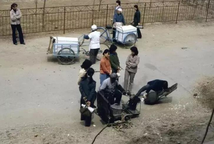 30张珍贵的老照片,47张绝版老相片