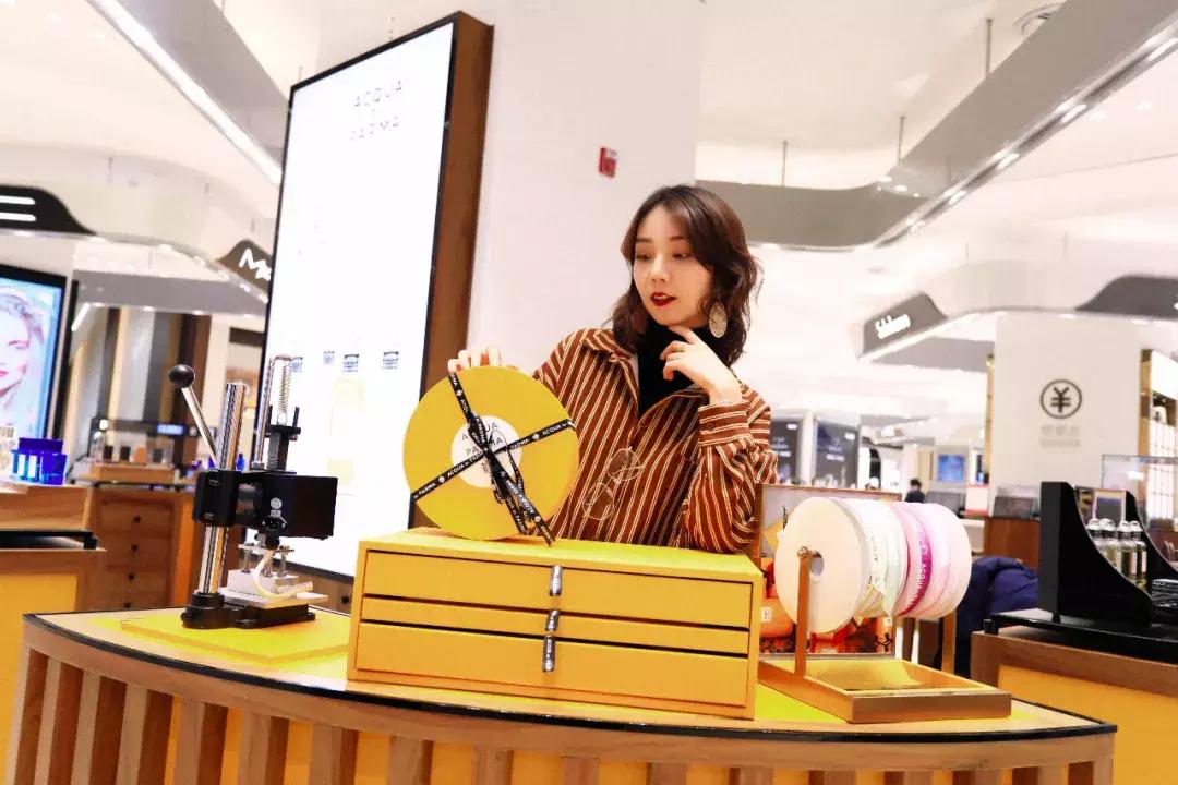 提升妆容精致度的化妆品,可以提升妆容质感的化妆品