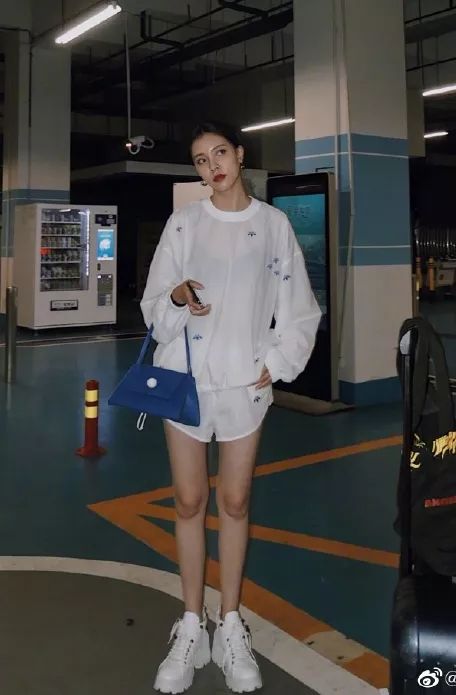 全网最火爆的高端马丁靴,最好看的马丁靴款式