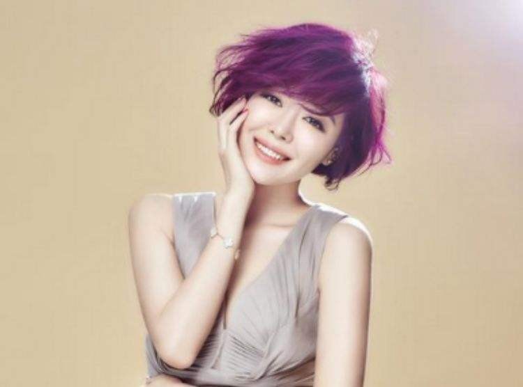 超女冠军安又琪为什么混得这么惨,第一届超级女声安又琪现状