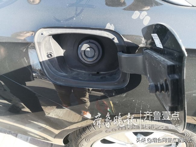 44升油箱加出67升油车主报警,55升的油箱加了42升油就满了