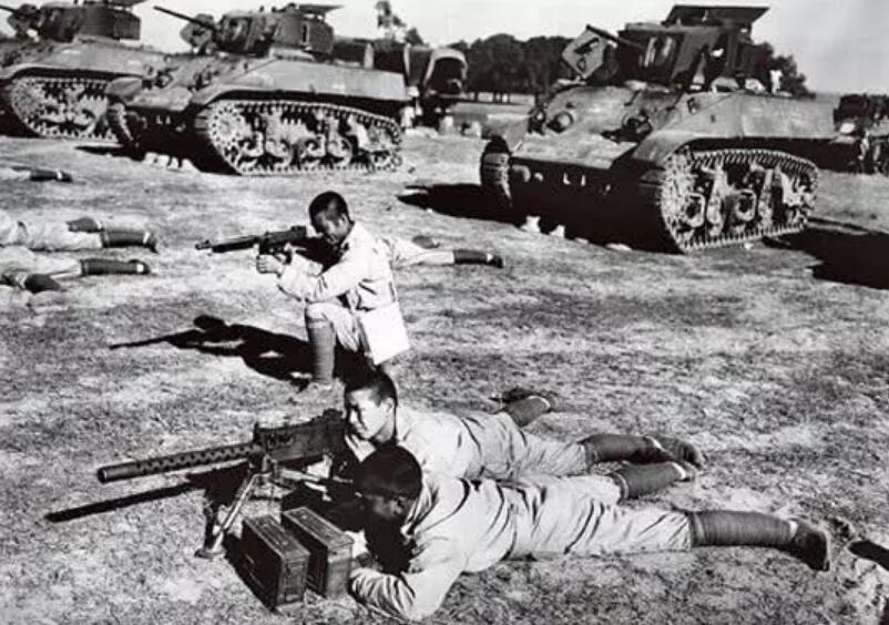 10万远征军单兵装备,远征军配发美式装备真实视频