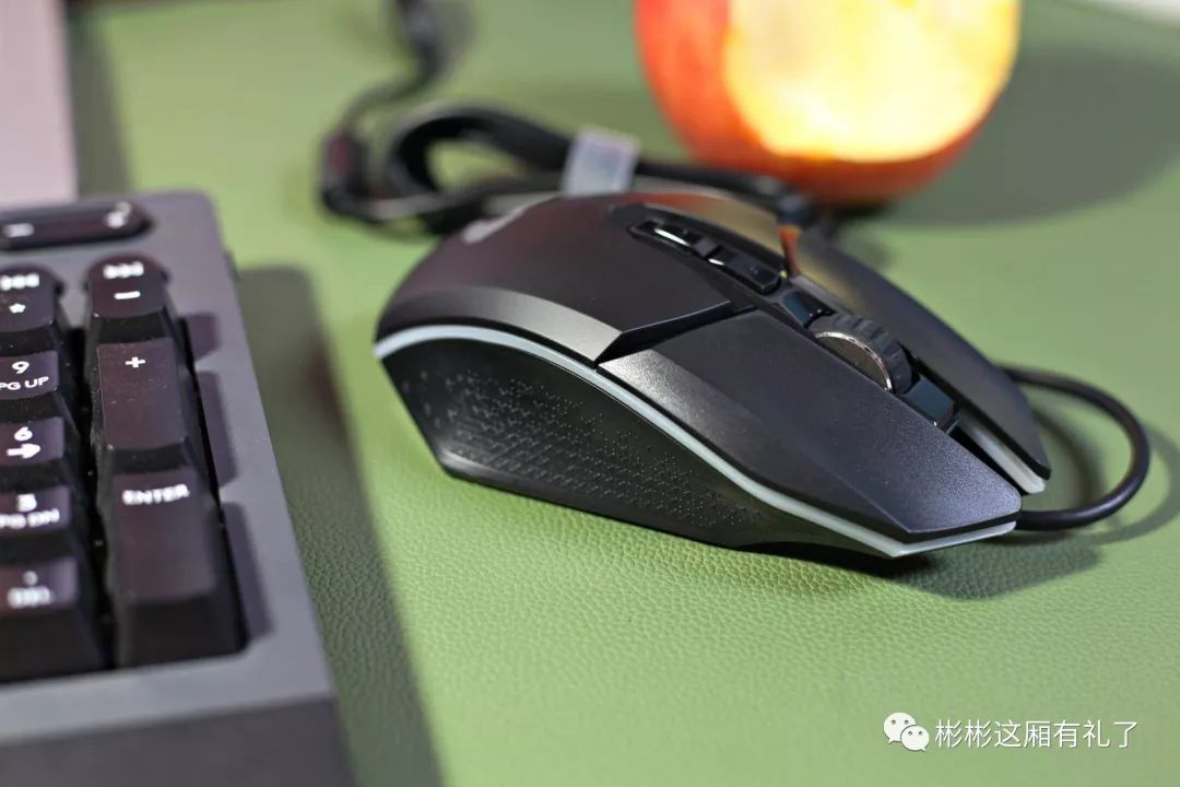 达尔优牧马人的鼠标怎么设置吃鸡,达尔优牧马人鼠标调不了鼠标速度