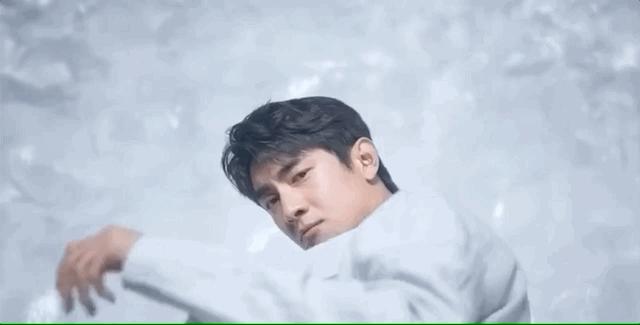 除了亲妈《三十而已》，定位高端的OVV女装，还有亲爹海澜之家