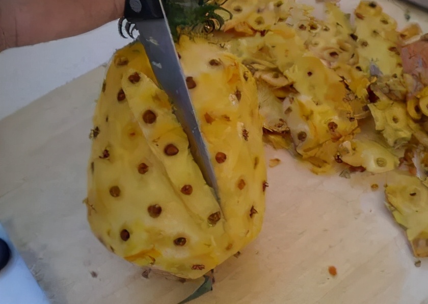 菠萝和凤梨到底是不是同一种水果,与凤梨菠萝相似的水果