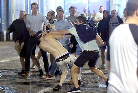 打架之前怎么判断谁真的能打,打架前怎么判断他是不是很能打