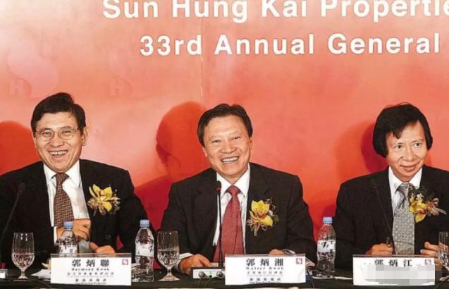 香港豪门“夺嫡”记：千亿遗产恩怨百年？全靠这4位“太子”硬撑