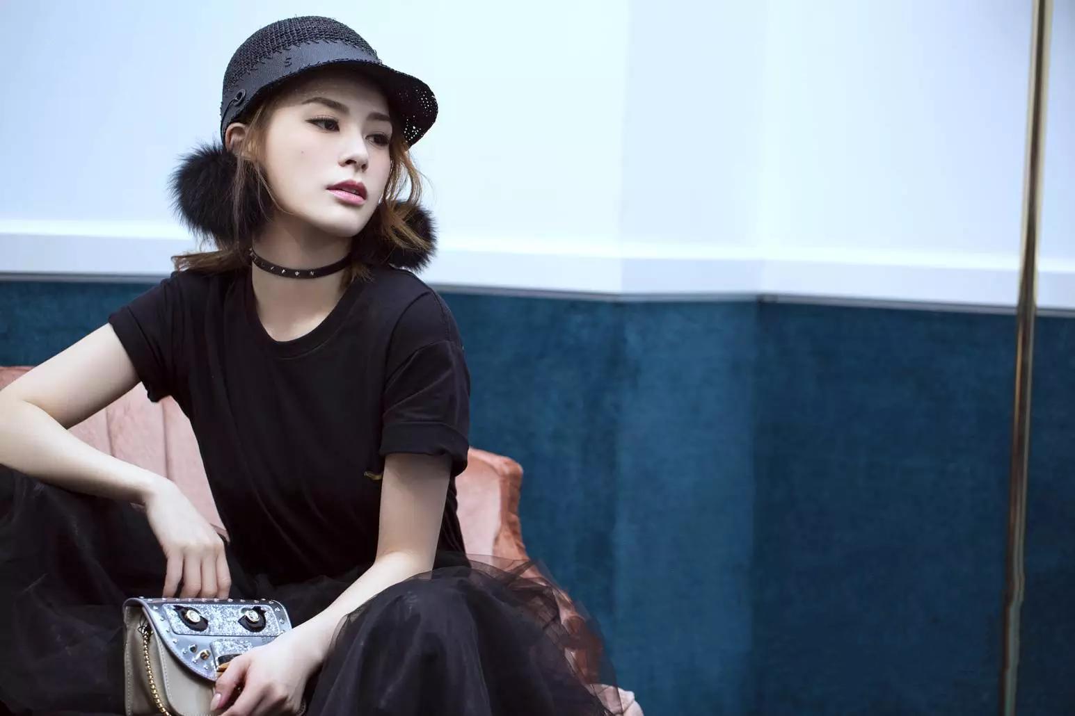 阿娇钟欣潼等级,气质出众阿娇钟欣潼亮相