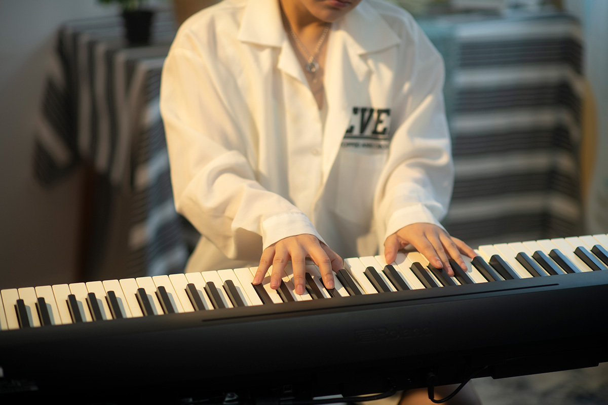 罗兰fp-30电钢琴多少钱一台,罗兰fp18电钢琴评测