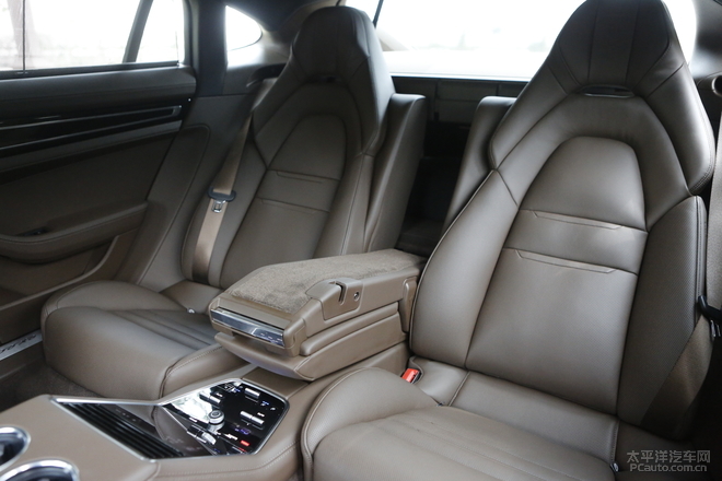 保时捷panamera混动深度测试 (全新保时捷panamera4s 2.9t试驾感受)