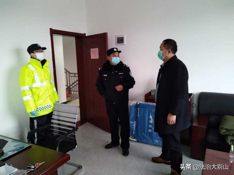 抗疫夫妻齐上阵,防疫夫妻档上阵父子兵