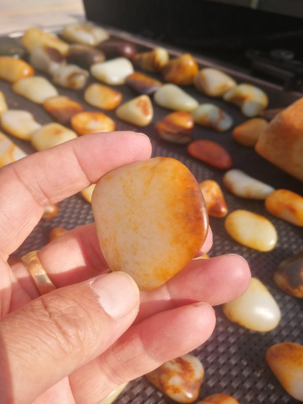 和田玉籽料直播间靠谱吗,青花籽料直播