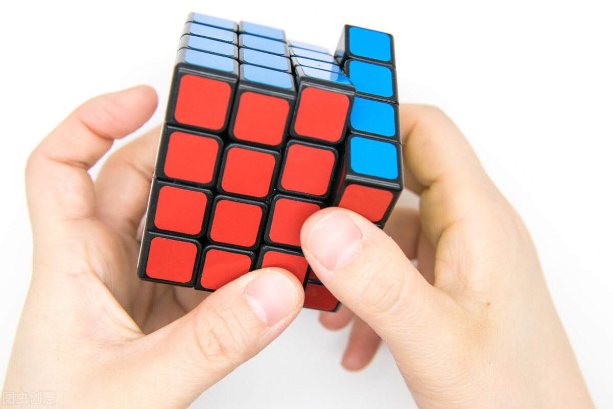 适合孩子学魔方的方法,聪明孩子自学魔方