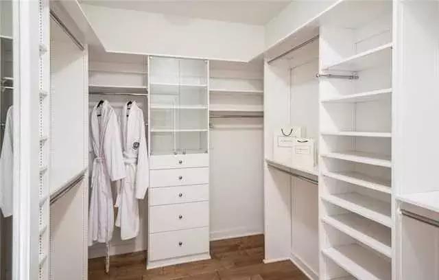 含泪剁手，说说我住尔湾光谱中心附近的物质生活