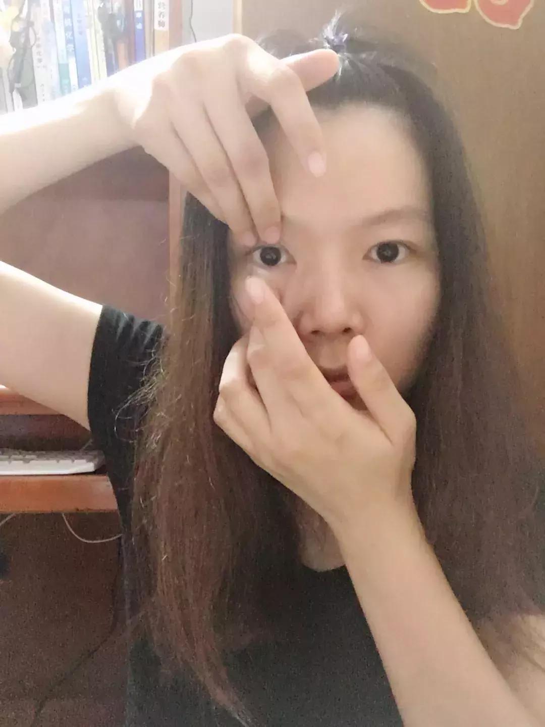 不会戴隐形眼镜拿什么可以练手,不会戴美瞳怎么办视频