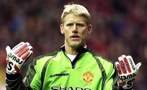 布冯足球史上最强,布冯年足球最佳11人