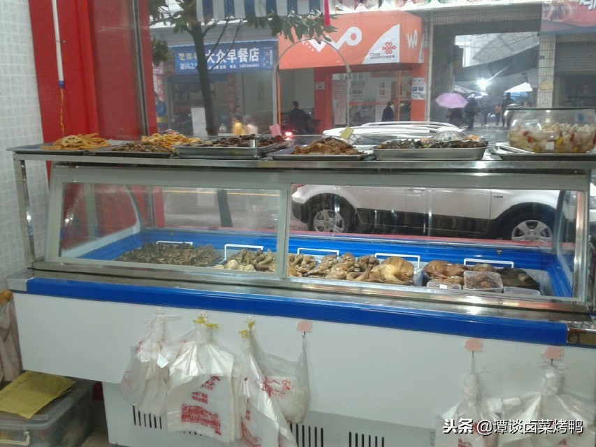 谭谈的餐饮江湖之开餐馆被黑社会骚扰，你有被小混混盯上的经历吗