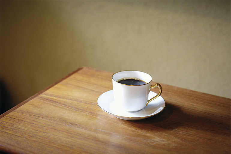 京都悠闲｜大人在名作椅子上喝咖啡，度过自己时间的“点喫茶室”