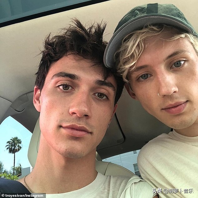 霉霉科比原声版,霉霉送科比长女礼物