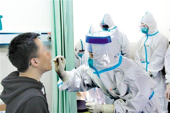 新冠咽拭子会出现假阳性吗,新冠肺炎咽拭子阴性