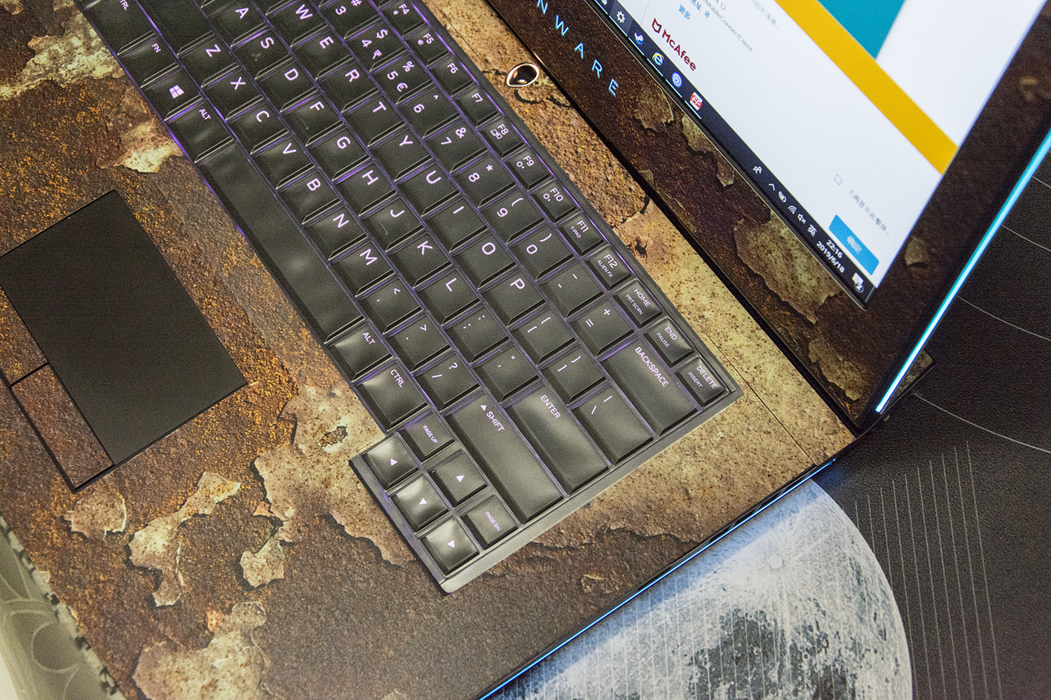 万元笔记本真的强？外星人15R4是否值得你充值信仰