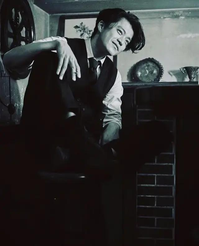 “生而为人，我很抱歉”，太宰治的一生，乃至今日，仍颇受争议