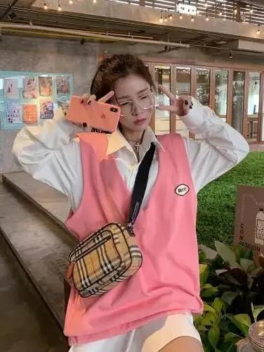 BM风卷土重来，美式街头+复古英伦的风俘获万千少女们的心