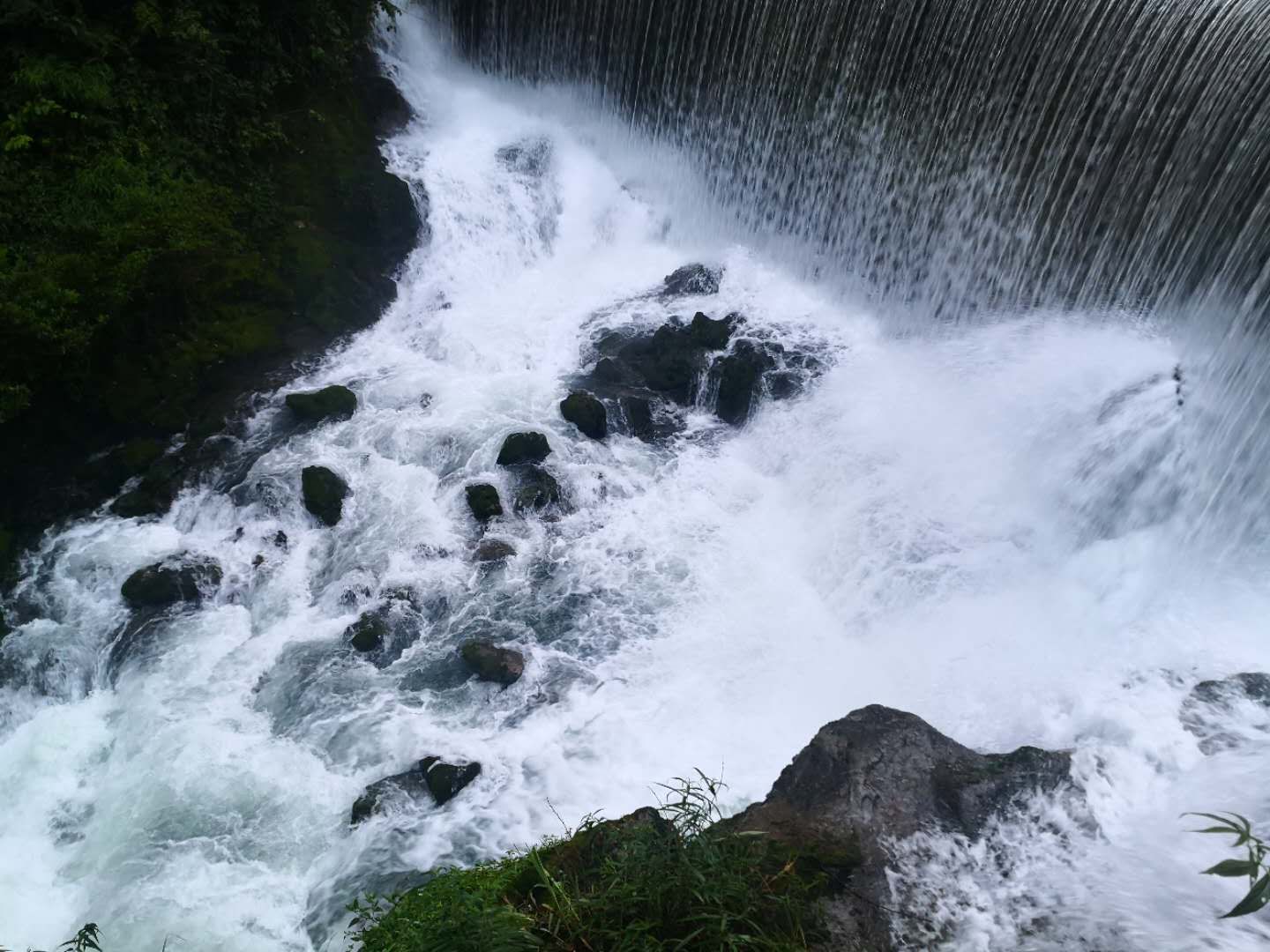 荔波小七孔的水是哪里来的,贵州荔波大七孔一天时间够吗