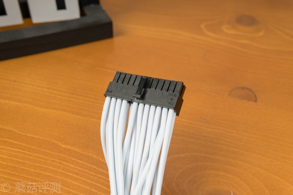 电源模组装机走线,全模组电源电脑装机走线教程