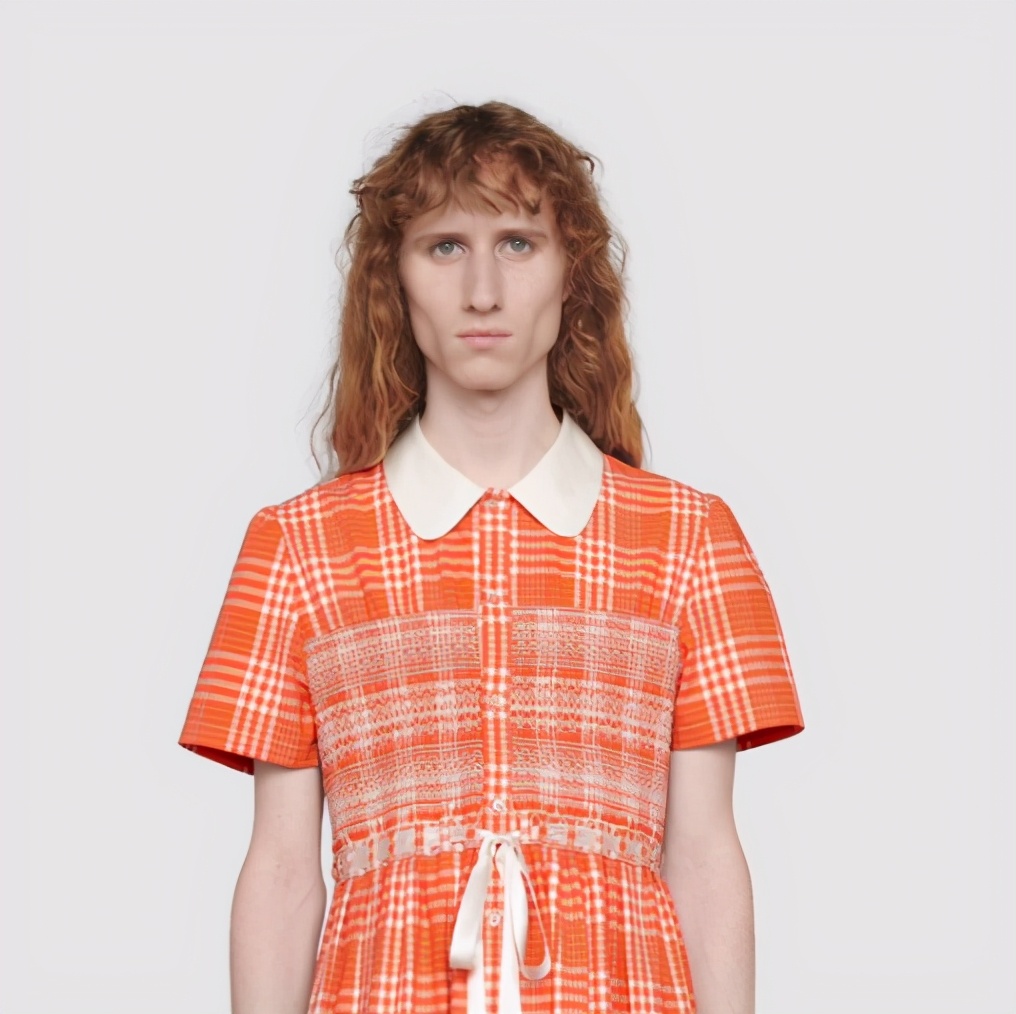 古驰新款男士连衣裙 (gucci推出男士连衣裙惹争议)