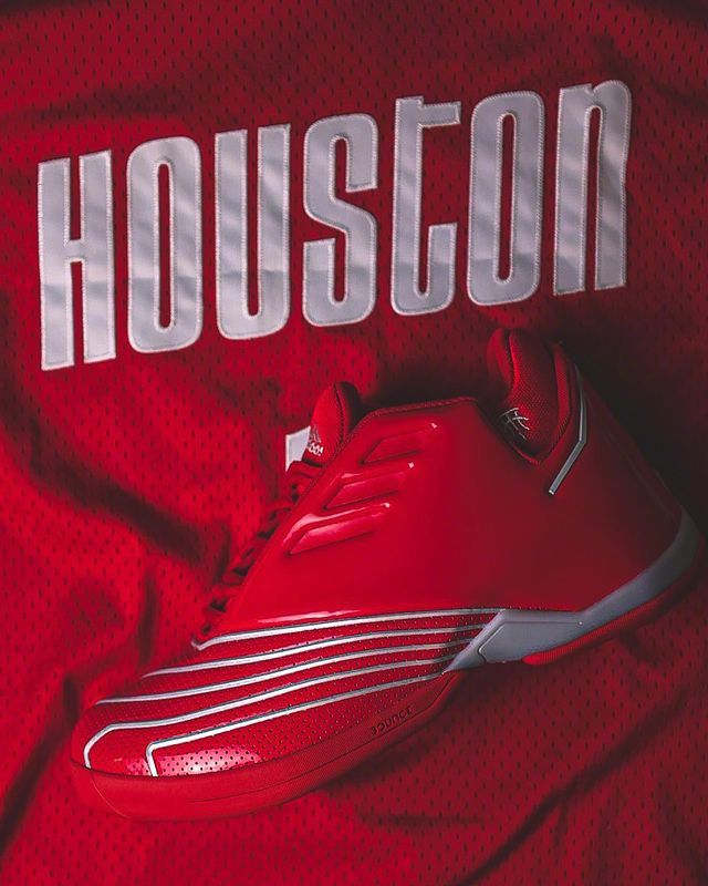 麦迪2代签名篮球鞋在售配色大盘点！最具情怀的阿迪达斯签名球鞋