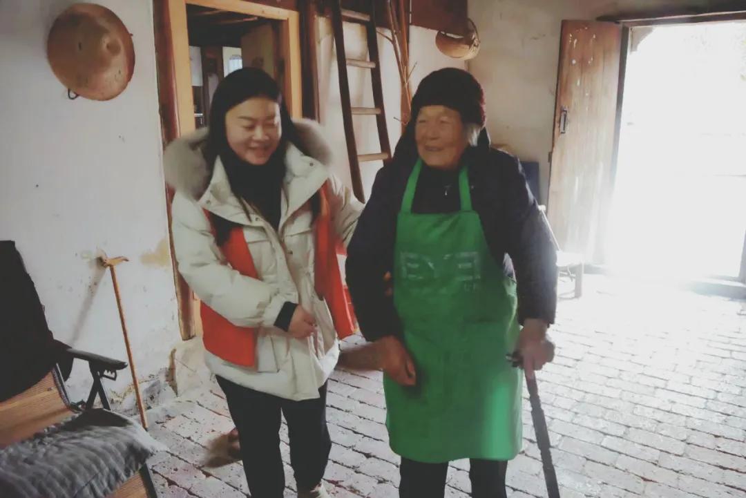 爱心传递寒冬送温暖活动圆满结束,开展春节送温暖送爱心活动