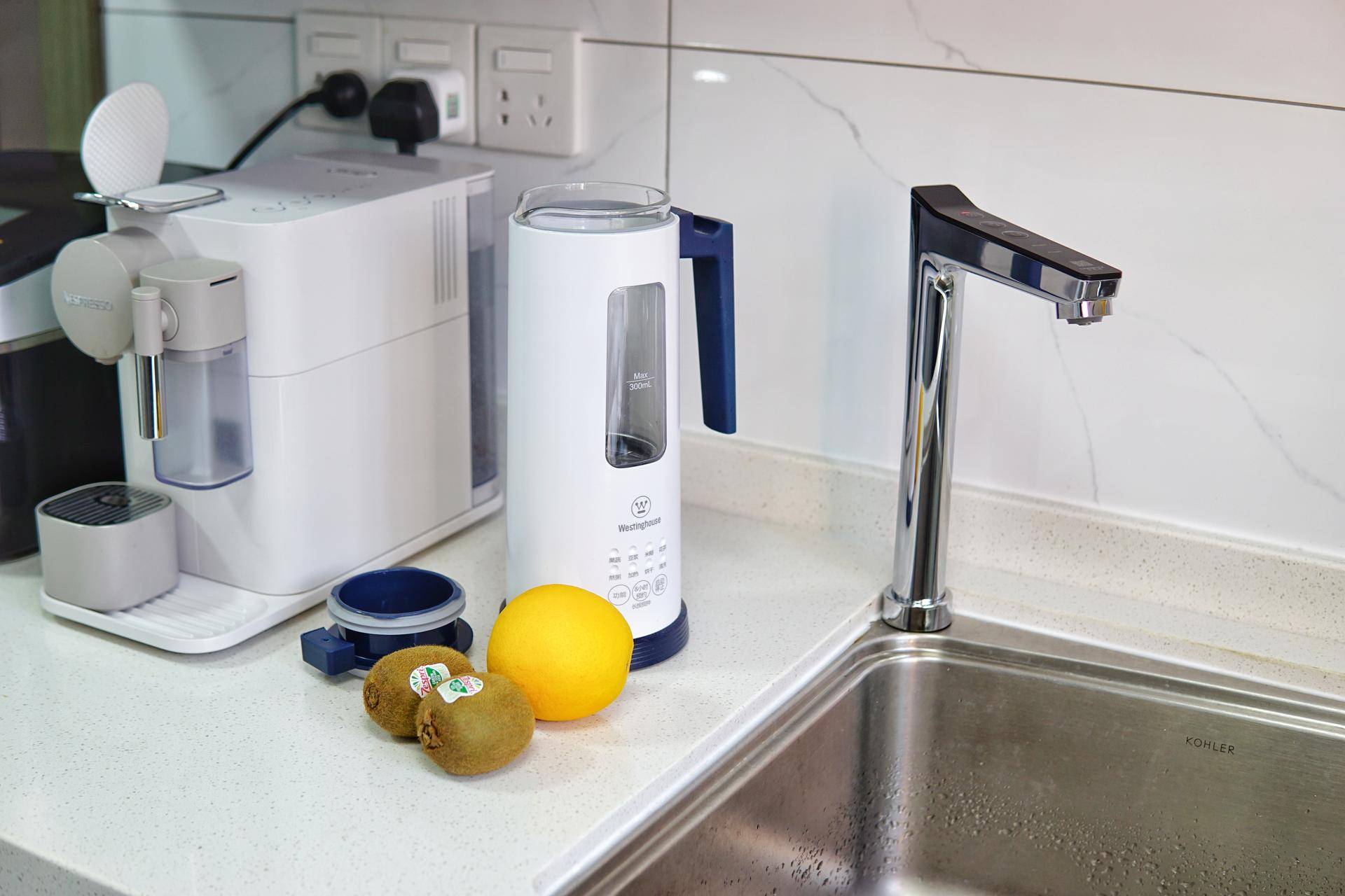 房价那么贵一点也不能浪费,台面净热一体净水机测评