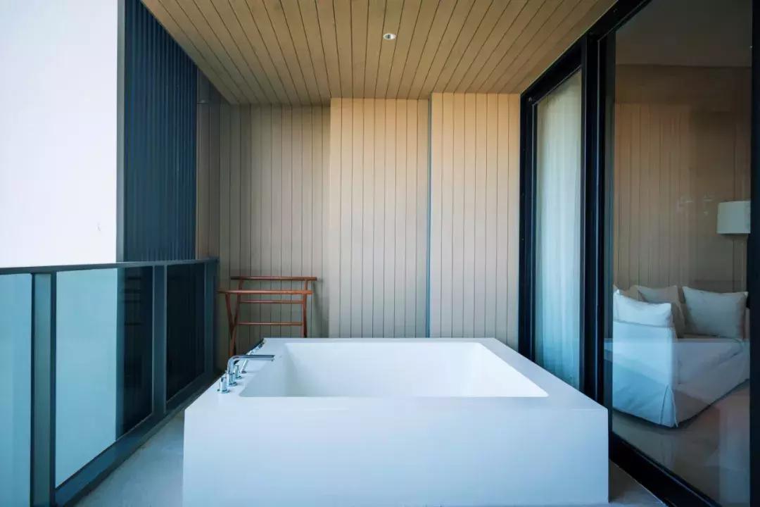 三亚海棠湾jw万豪与艾迪逊对比,不服来辩下一句