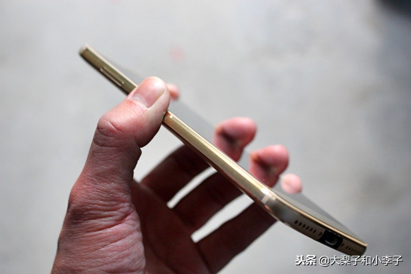 MotoZ测评,moto测评s30