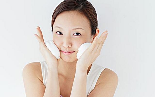 比较好用的美白洗面奶,洗面奶美白效果好的品牌