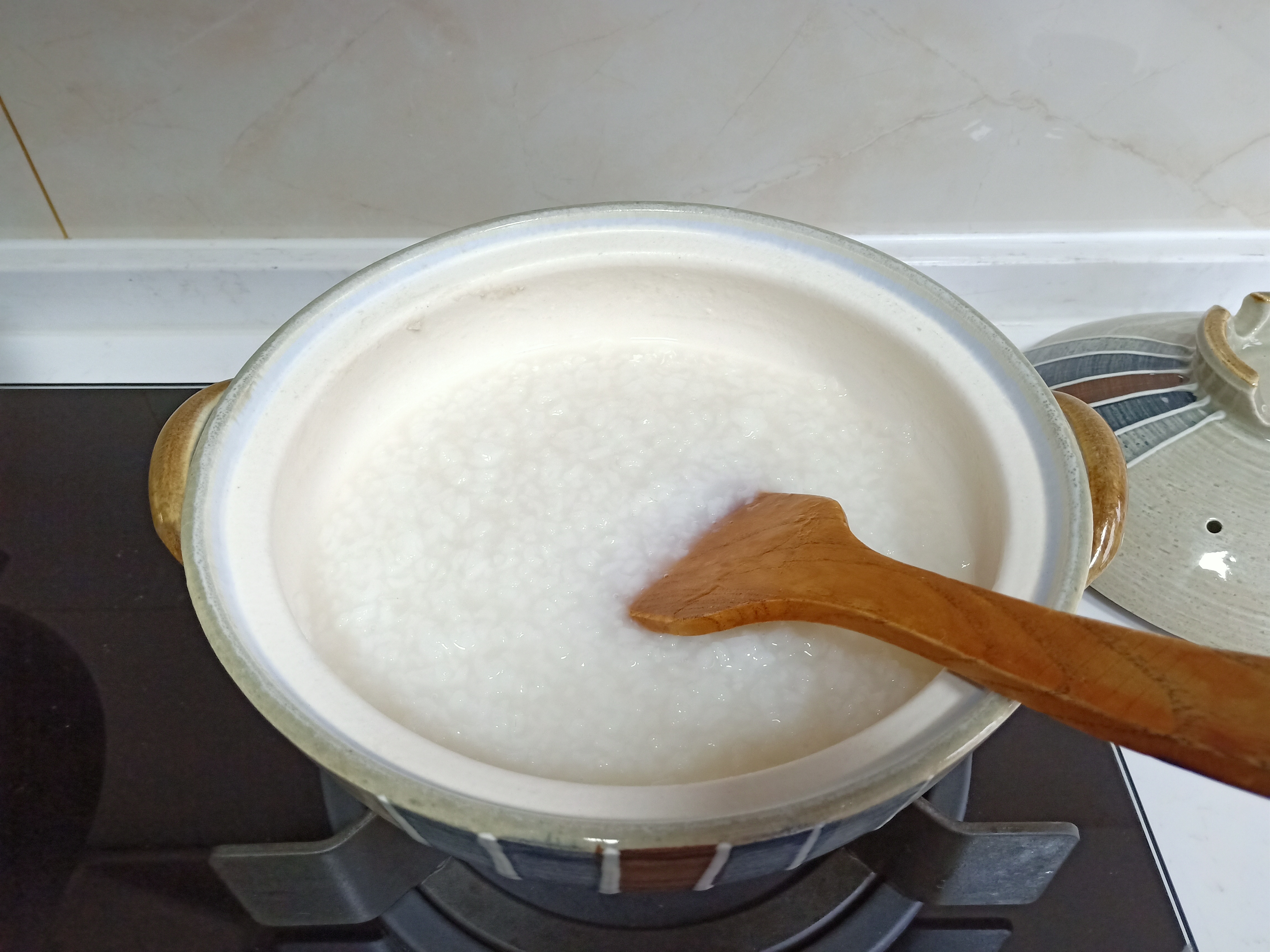 新砂锅到家别急着用,记得一定要开锅,用几十年都不会坏