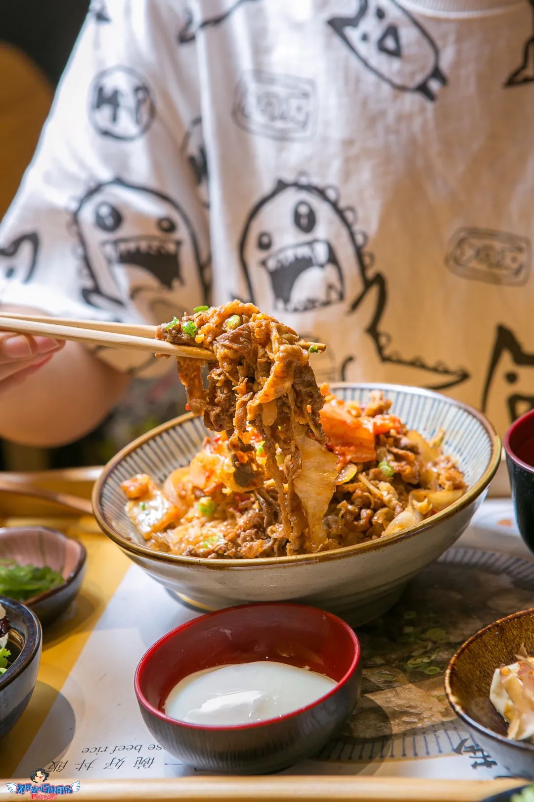 这家网黄店又有新瓜啦！迁址？出新？送猪排？实锤了