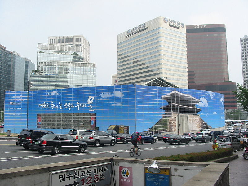 韩国老翁为报复政府，纵火焚毁韩国第一国宝*物文**