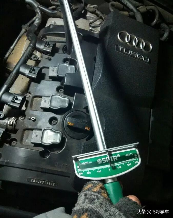 2011款2.0t奥迪a6l,最新款奥迪a6l更换火花塞教程