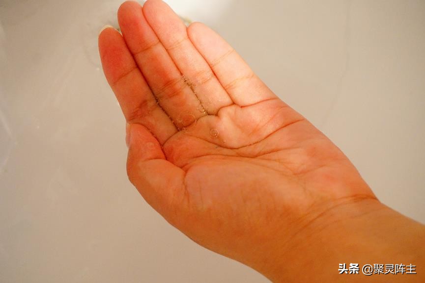 洗发水推荐控油蓬松去头皮屑男生,男士洗发水排行榜第一名去屑止痒