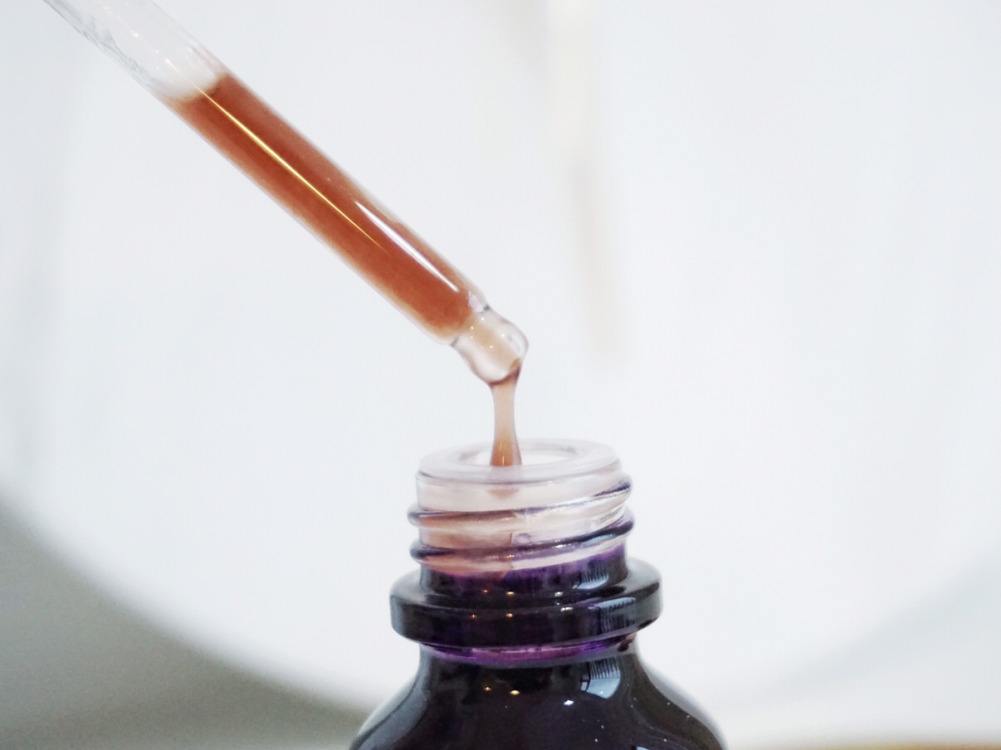 40岁适合用什么精华比较好,30岁以上40岁以下适合用什么精华