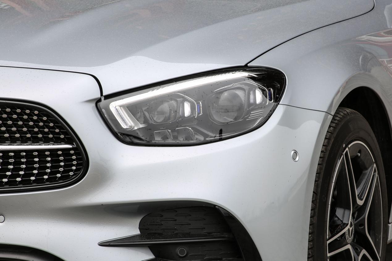 牛x摩托车评测,奔驰e260l2024款最新款动力试驾