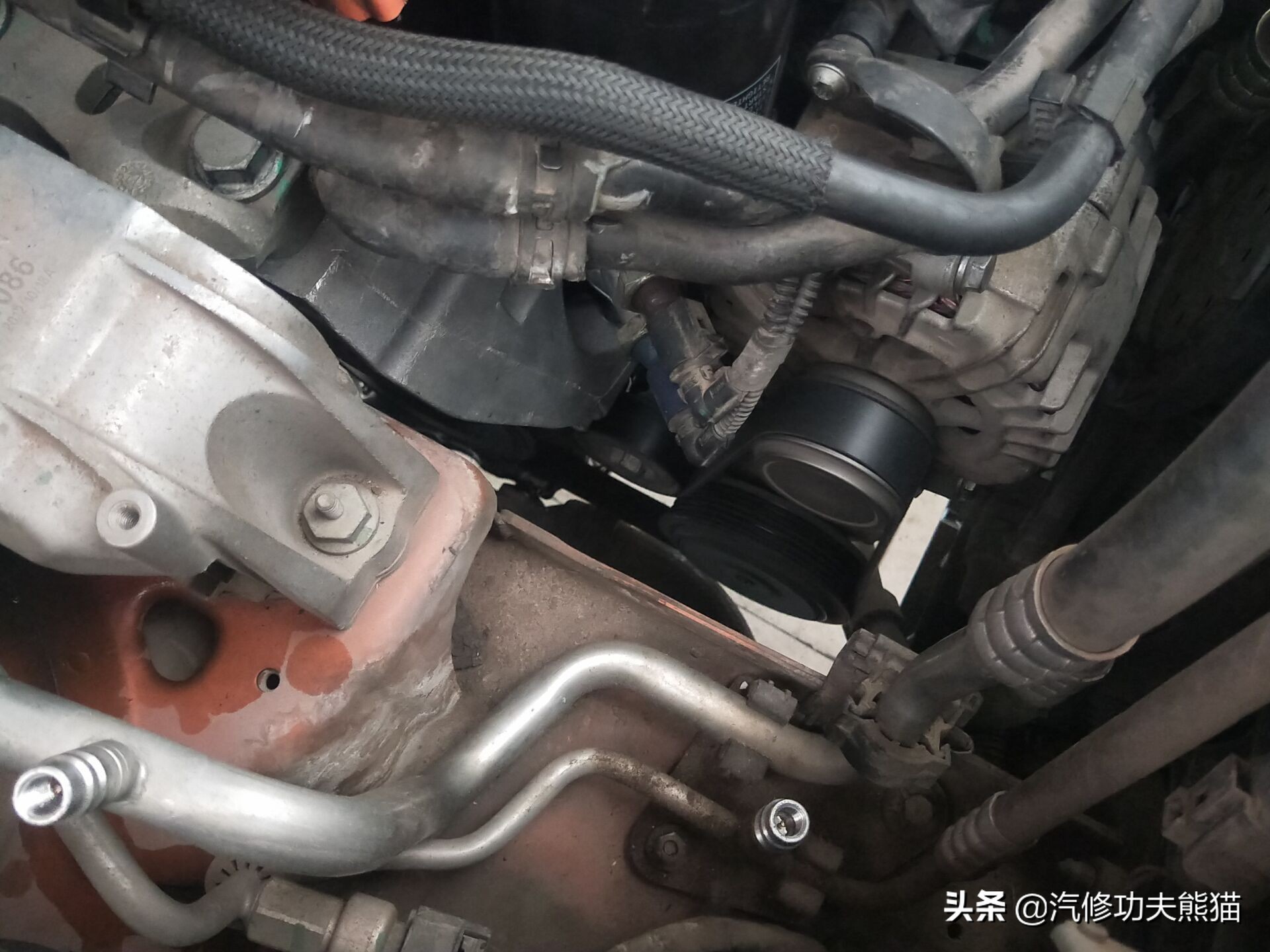 奥迪q3治理烧机油,奥迪q3烧机油多少公里正常