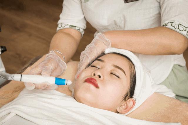 火爆欧洲、迪拜的“漂浮舱”来天津了!躺45分钟等于睡眠8小时