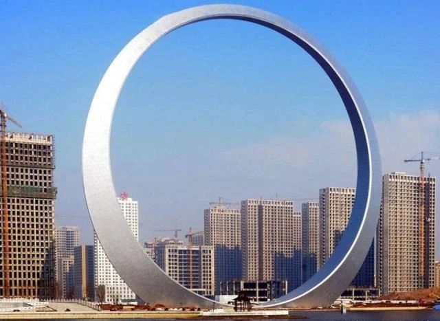 许家印120亿打造莲花形足球场,许家印恒大足球专业足球场