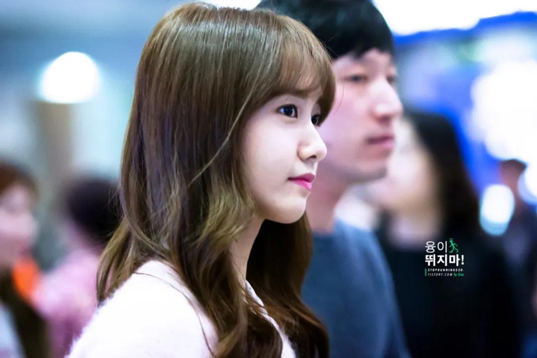 林允儿假发视频完整版,林允儿发型图片最新短发