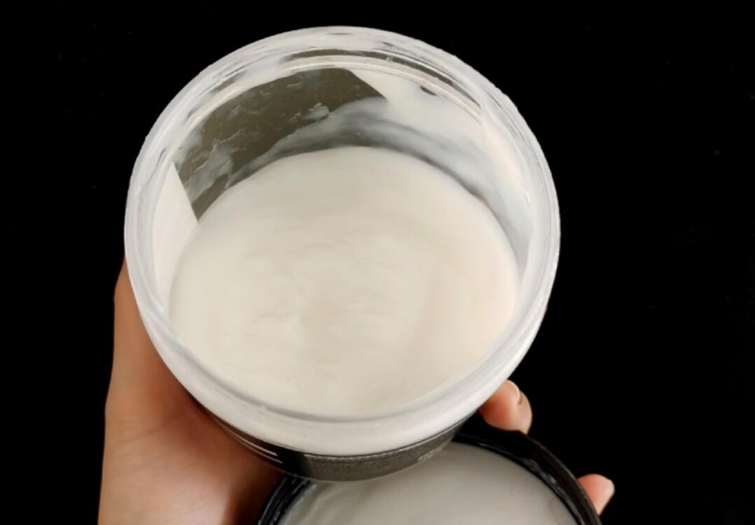 改善头发干燥的洗发水能控油吗,天气干燥用啥洗发水控油