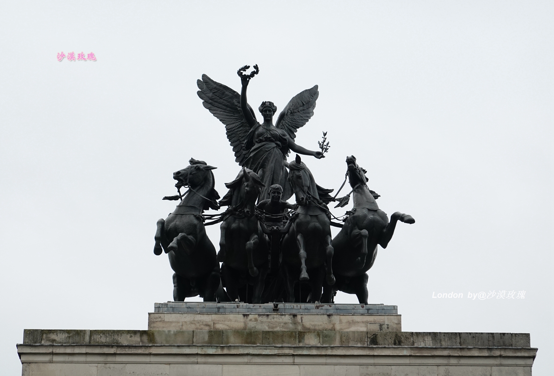 英国伦敦西区一个著名公园,这里是伦敦用英语怎么读